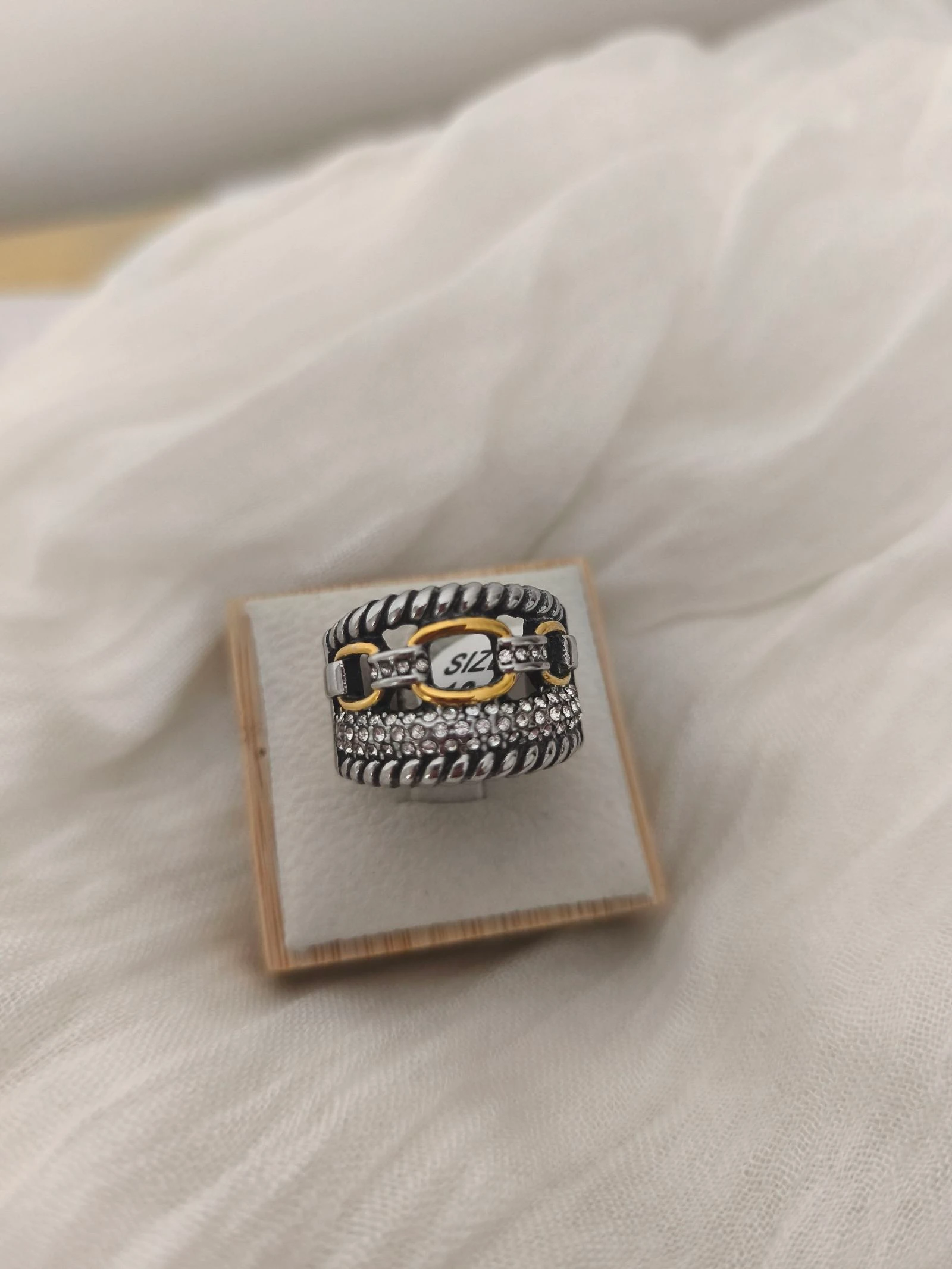 Ring – photo 2